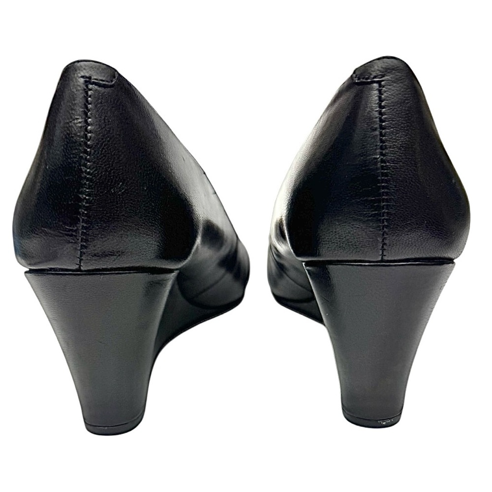 Nine West Black Wedge Pumps Size 8M New With Minor Interior Defect - Picture 4 of 9